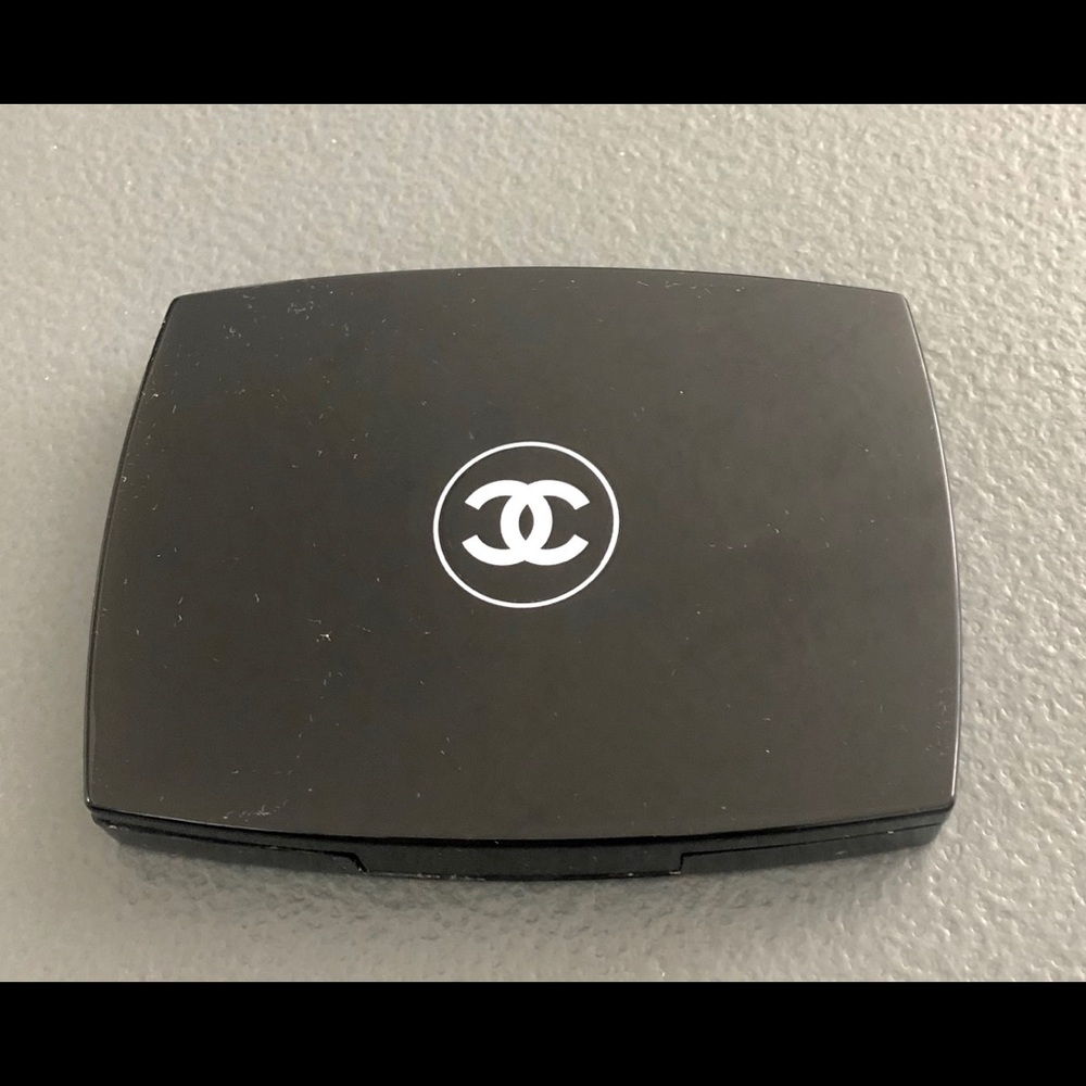 Chanel Double Perfection Lumiere